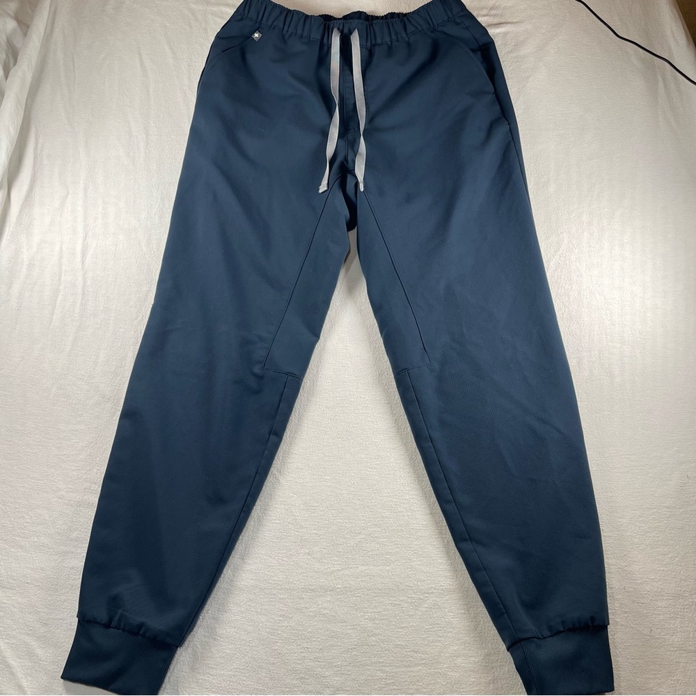 FIGS men Navy Drawstring Jogger scrub pants nursing uniform small - Picture 1 of 7